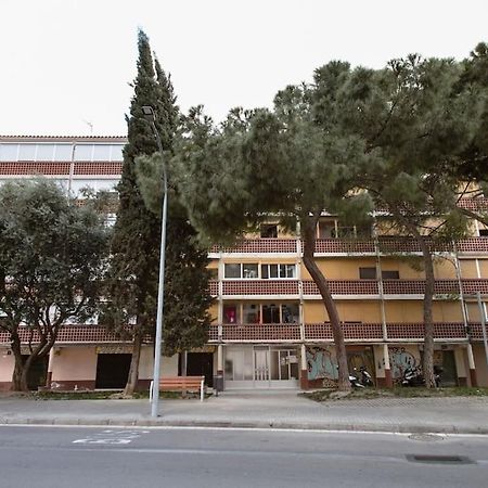 Habitaciones Bonitas Y Comodas L'Hospitalet de Llobregat Eksteriør billede