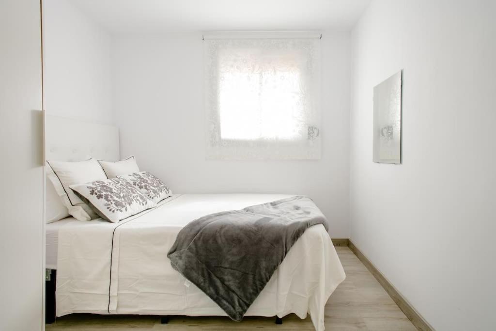 Habitaciones Bonitas Y Comodas L'Hospitalet de Llobregat Eksteriør billede